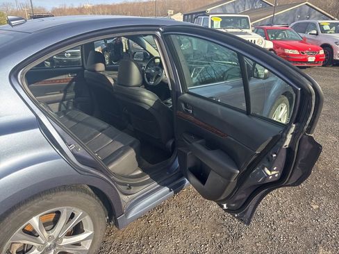 Used 2013 Subaru Legacy 3.6R Limited image 39