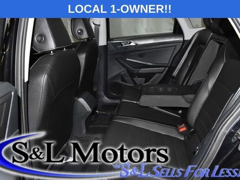 Used 2024 Volkswagen Jetta SE image 29
