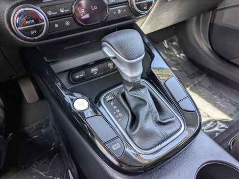 Used 2023 Kia Soul S FWD image 12