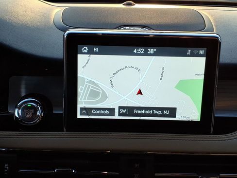 Certified 2022 Lincoln Corsair Reserve w/ Luxury Package image 8