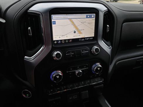 Used 2020 GMC Sierra 1500 SLT w/ SLT Premium Plus Package AWD/4WD image 19