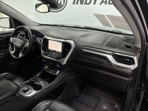 Used 2023 GMC Acadia SLT AWD/4WD image 19