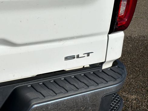Used 2021 GMC Sierra 1500 SLT image 19
