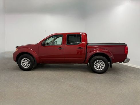 Used 2014 Nissan Frontier SV image 1