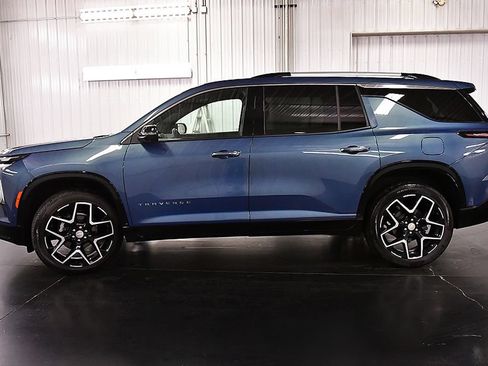 Used 2026 Chevrolet Traverse High Country w/ LPO, Floor Liner Package AWD/4WD image 4