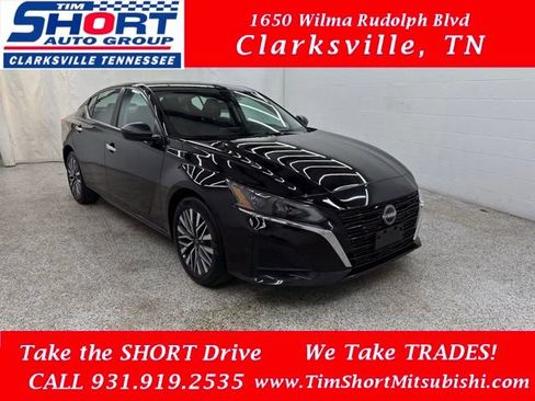 Used 2025 Nissan Altima 2.5 SV FWD image 1