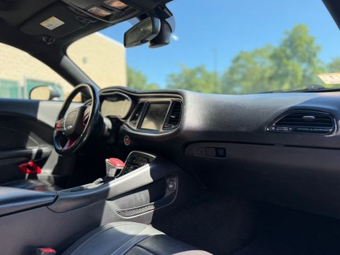 Used 2016 Dodge Challenger R/T Plus RWD image 11