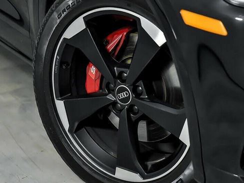 Used 2020 Audi SQ5 Premium Plus w/ Premium Plus Package image 20