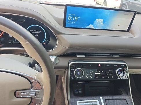 Used 2024 Genesis GV80 3.5T w/ Prestige Package AWD/4WD image 11