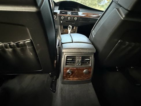 Used 2010 BMW 535i Sedan image 12