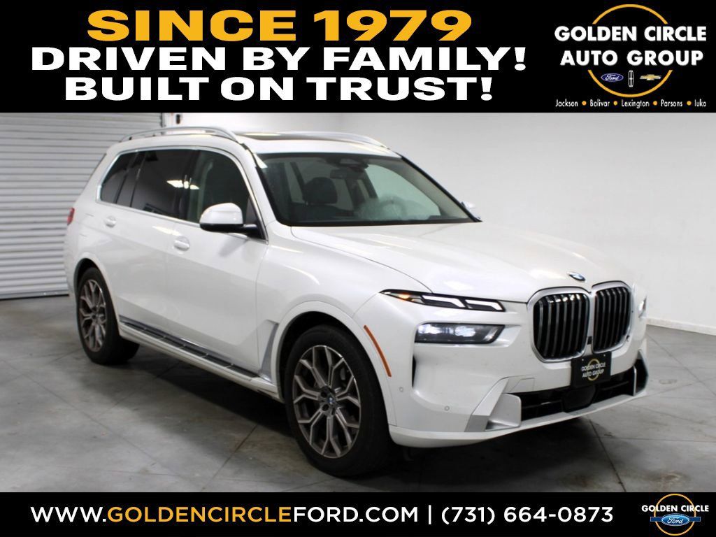 Used 2025 BMW X7 xDrive40i AWD/4WD image 1