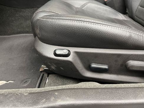 Used 2012 Ford Mustang Premium RWD image 10