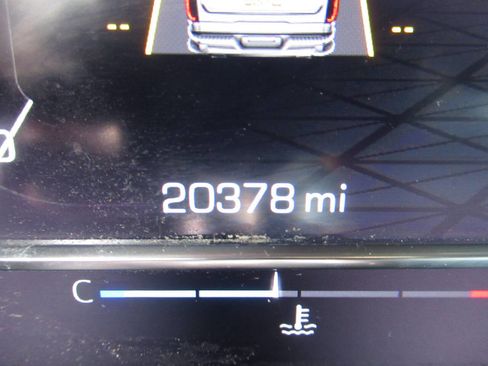 Used 2024 GMC Sierra 1500 Elevation image 24