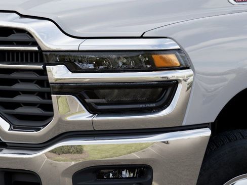 New 2026 RAM 3500 Big Horn AWD/4WD image 10