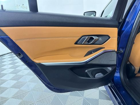 Used 2019 BMW 330i Sedan w/ Premium Package RWD image 15