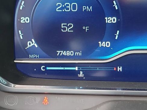 Used 2023 Chevrolet Suburban High Country w/ Premium Package 2 image 12