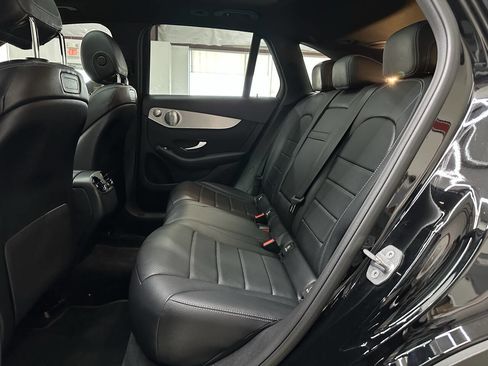 Used 2019 Mercedes-Benz GLC 300 GLC 300 4MATIC AWD 4dr SUV image 13
