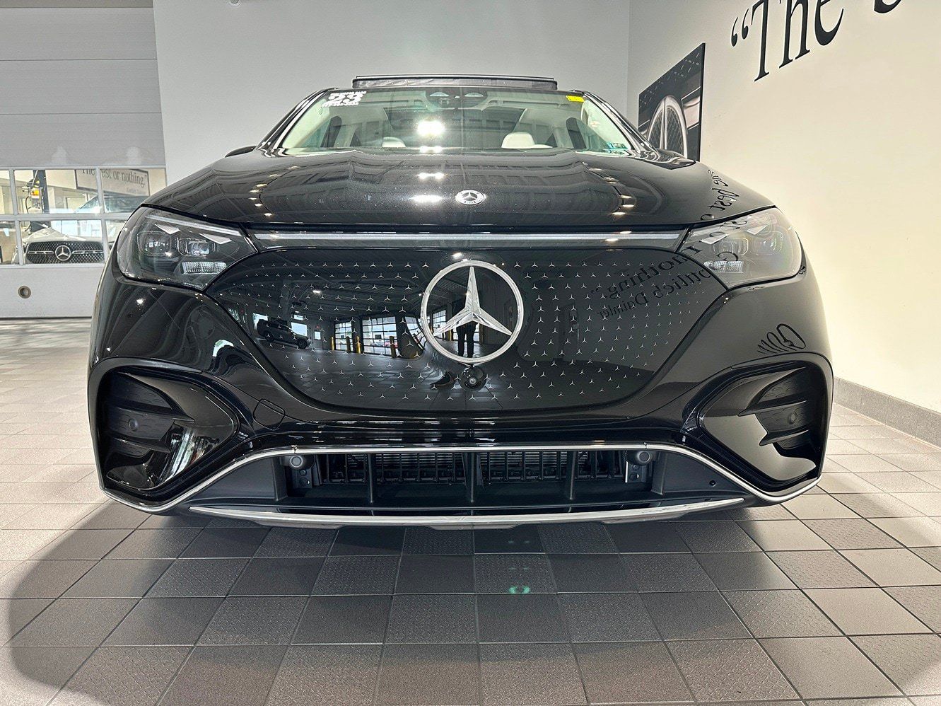 Used 2023 Mercedes-Benz EQE 500 4MATIC SUV image 2