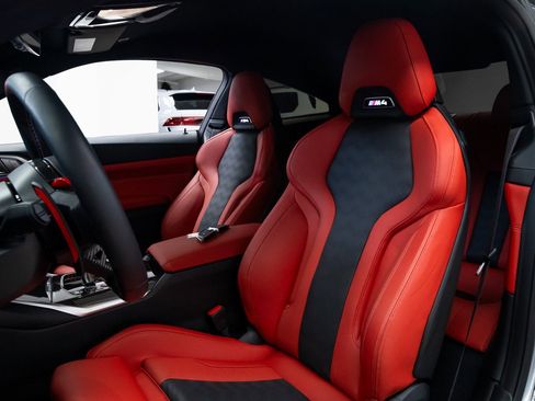 Used 2026 BMW M4 xDrive Competition w/ Executive Package image 19