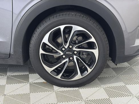 Used 2023 Chevrolet Bolt EUV Premier w/ Sun & Sound Package image 35