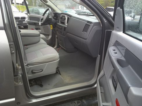 Used 2008 Dodge Ram 1500 Truck SLT w/ Trailer Tow Group AWD/4WD image 13