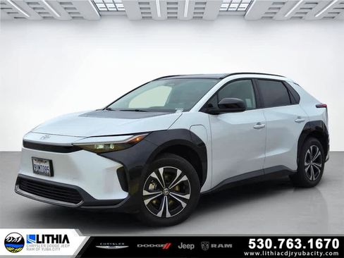 Used 2025 Toyota bZ4X FWD image 1