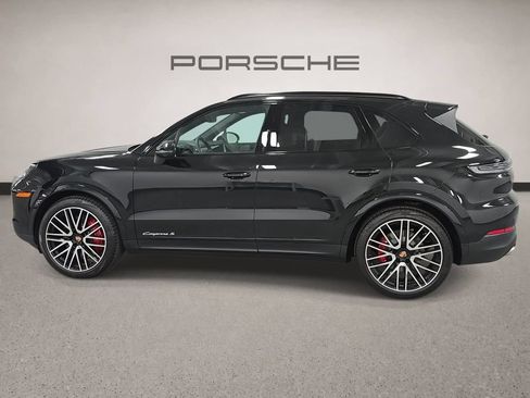 Used 2026 Porsche Cayenne S AWD/4WD image 2
