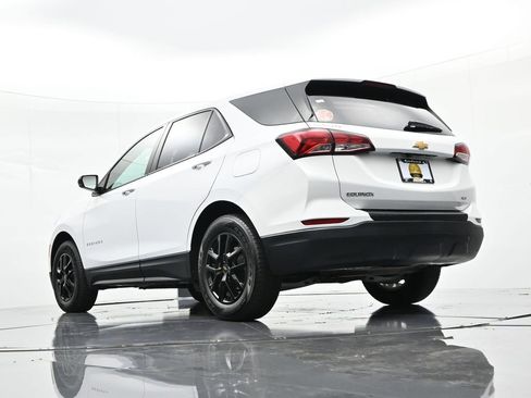Used 2023 Chevrolet Equinox LS w/ LS Convenience Package AWD/4WD image 30