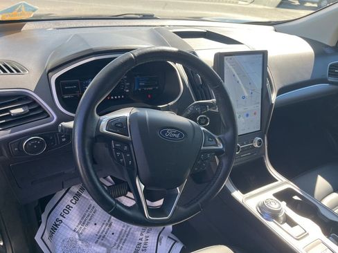 Used 2021 Ford Edge SEL w/ Convenience Package AWD/4WD image 10