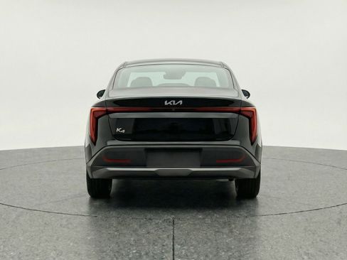 Used 2025 Kia K4 FWD image 7