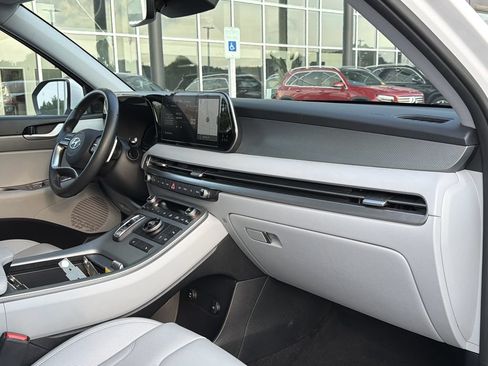 Used 2025 Hyundai Palisade SEL FWD image 21