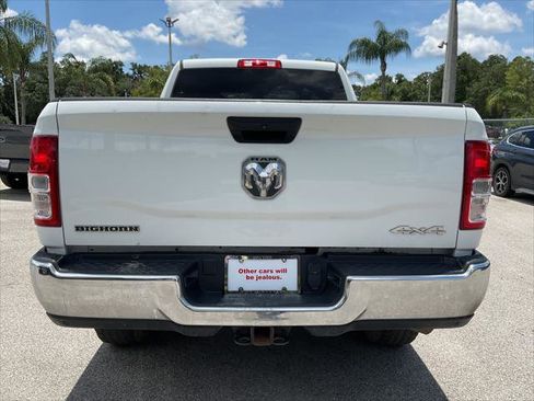 Used 2024 RAM 2500 Big Horn w/ Off Road Package AWD/4WD image 4