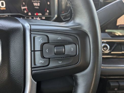 Used 2025 GMC Sierra 1500 SLT image 23