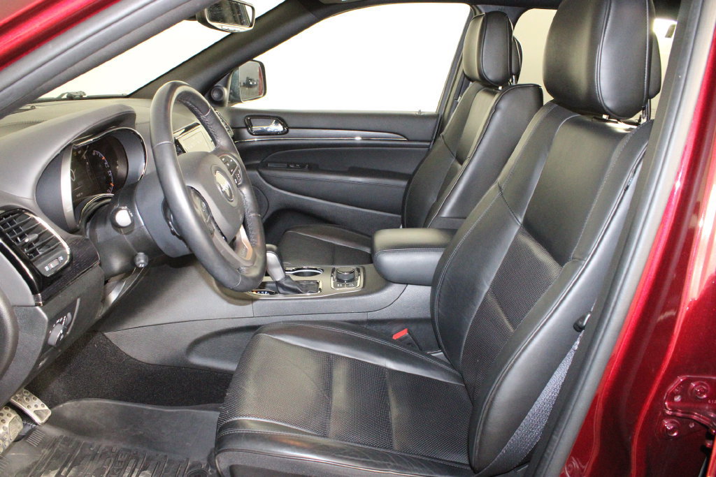 Used 2021 Jeep Grand Cherokee High Altitude AWD/4WD image 13