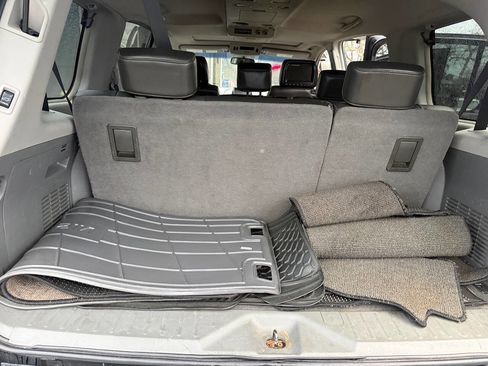 Used 2007 Nissan Armada LE w/ Technology Pkg image 19