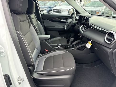 New 2026 Chevrolet TrailBlazer LT image 26