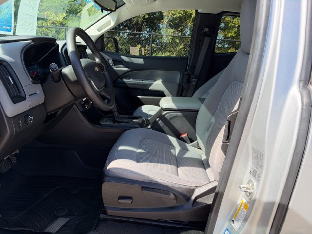 Used 2020 Chevrolet Colorado W/T w/ Custom Special Edition RWD image 11
