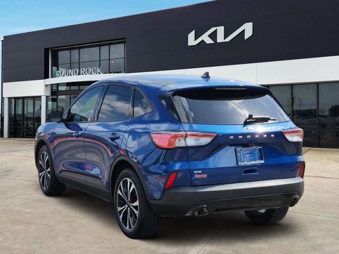 Used 2022 Ford Escape SE w/ SE Sport Appearance Package FWD image 5