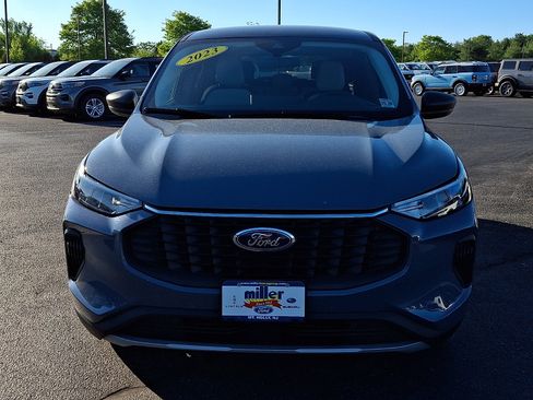 Certified 2023 Ford Escape Active w/ Tech Pack #1 AWD/4WD image 2