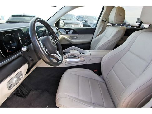 Used 2020 Mercedes-Benz GLS 450 4MATIC image 6