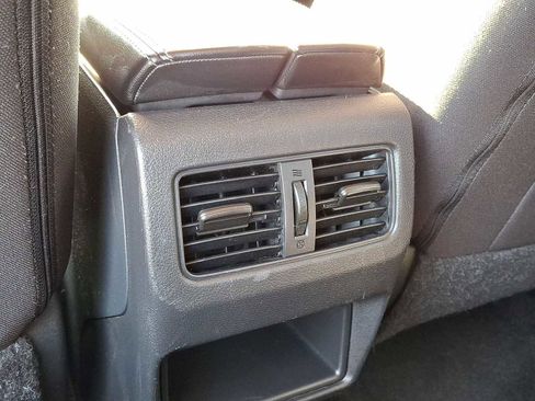 Used 2023 Nissan Rogue S image 26