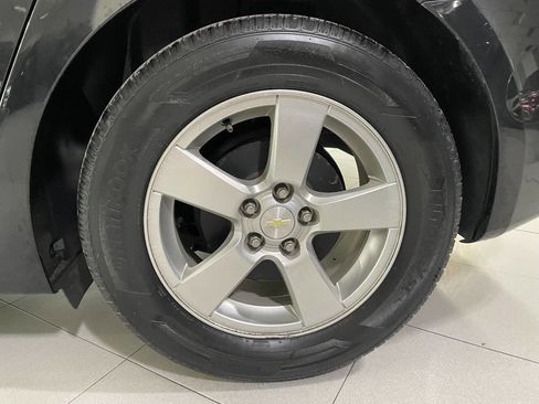 Used 2016 Chevrolet Cruze LT image 11