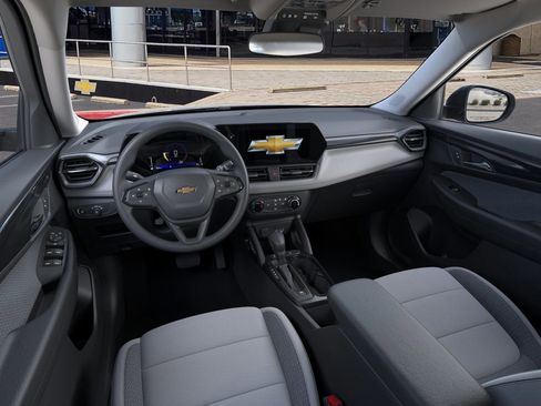 New 2026 Chevrolet TrailBlazer LS image 15