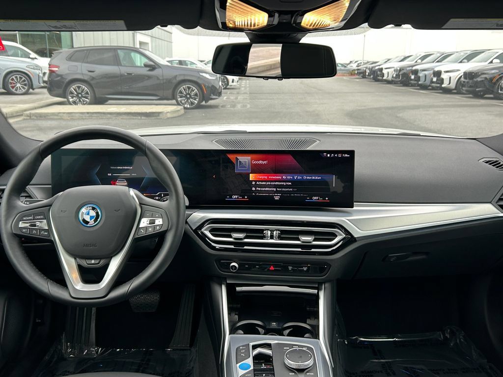 Used 2023 BMW i4 eDrive35 w/ Premium Package RWD image 34