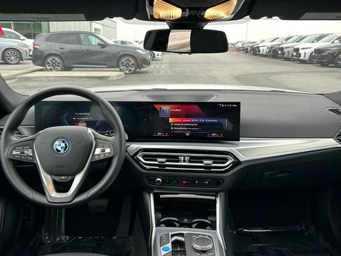 Used 2023 BMW i4 eDrive35 w/ Premium Package RWD image 34