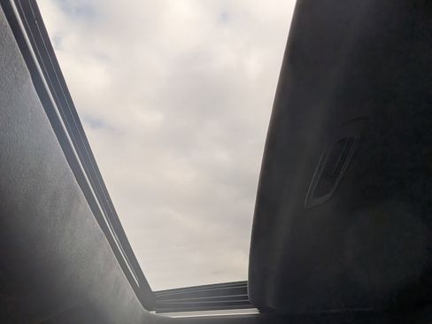 Certified 2024 GMC Sierra 1500 AT4X image 33