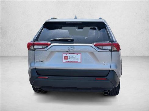 Used 2025 Toyota RAV4 XLE AWD/4WD image 6
