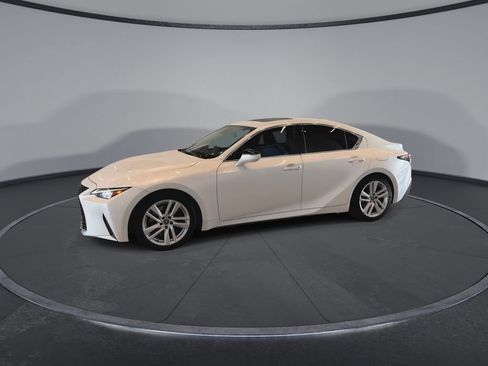 Used 2024 Lexus IS 300 w/ Comfort Package RWD image 5