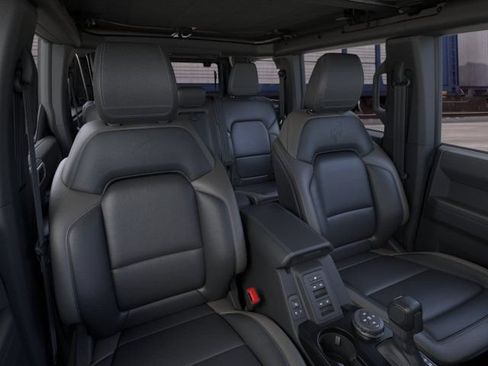 New 2026 Ford Bronco Outer Banks w/ Sasquatch Package AWD/4WD image 10