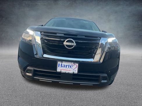 New 2025 Nissan Pathfinder SV image 8